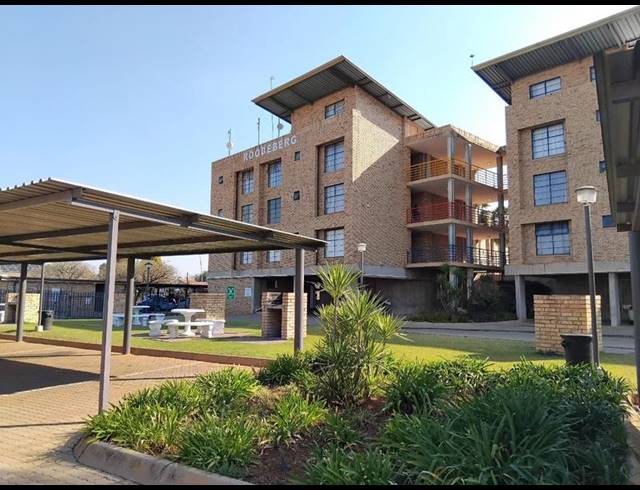 1 BEDROOM APARTMENT FOR SALE IN KANNONIERS PARK